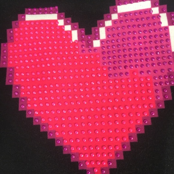 Little black dress for Valentine’s Day - Picture 2 of 3